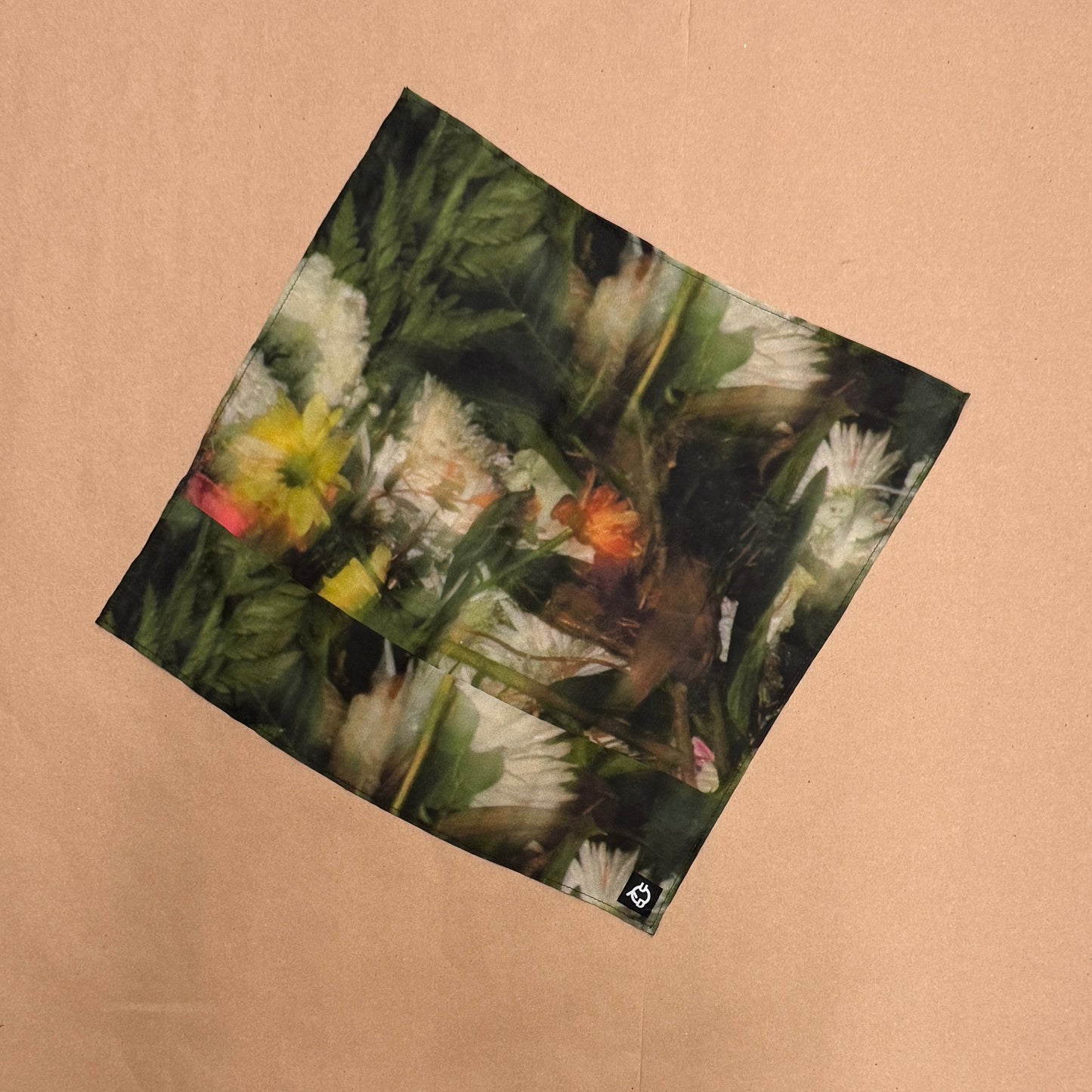 Uni Design / Laura Clark Collab scarf - green