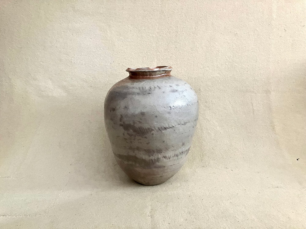 Elongated Round Vase (wood/soda)