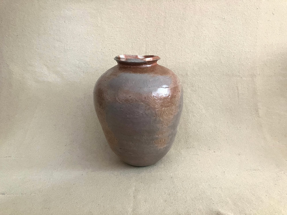 Elongated Round Vase (wood/soda)