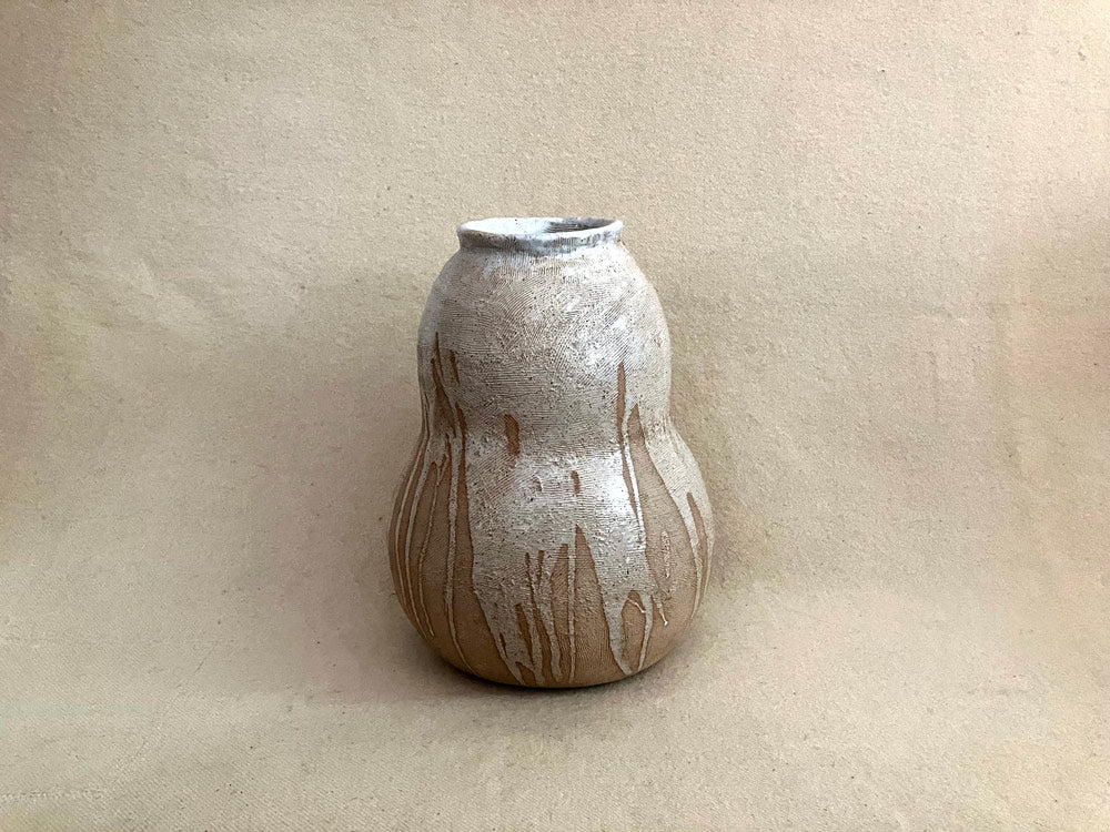Gourd Shaped Vase with Blue Eyes