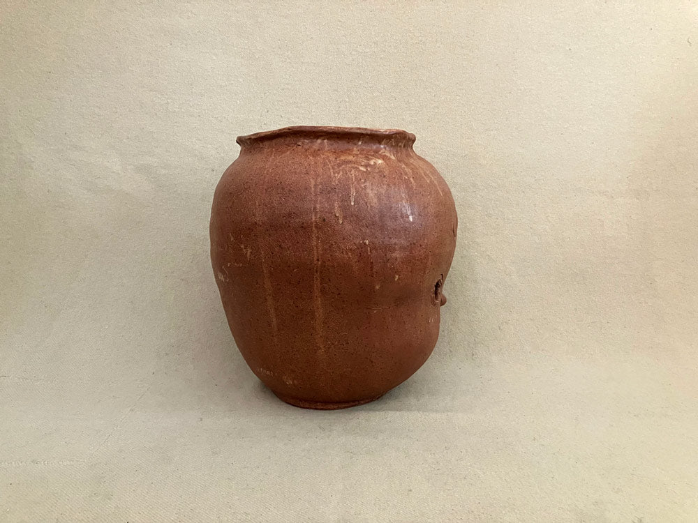 Elongated Vase, Smiling (red)