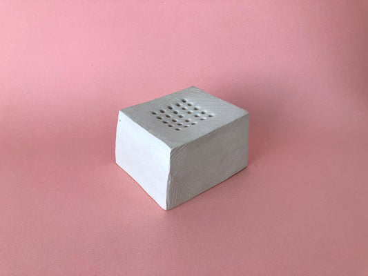 Flower Frog Vase (Tofu)