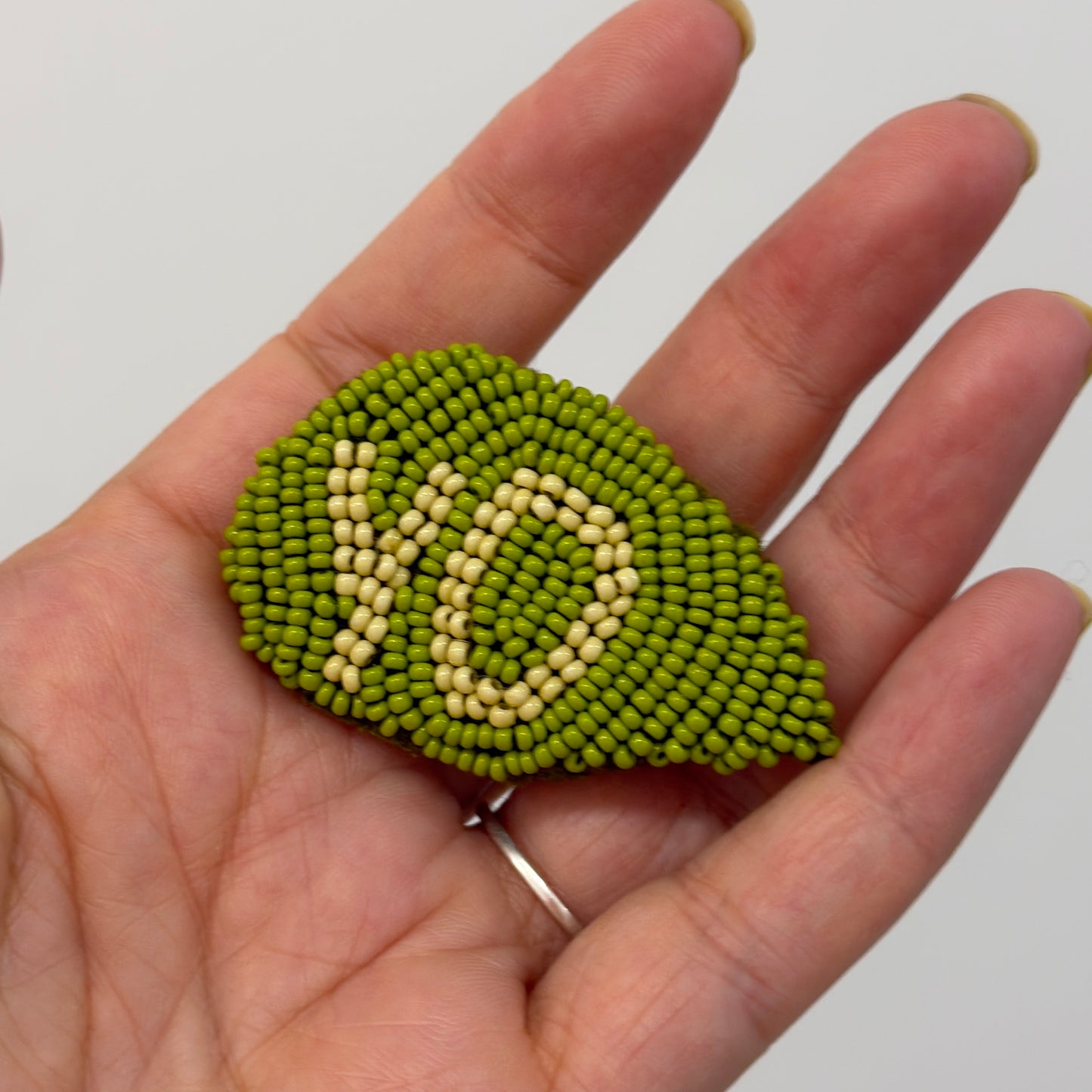 Chatty Brooch - Yo