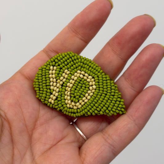 Chatty Brooch - Yo