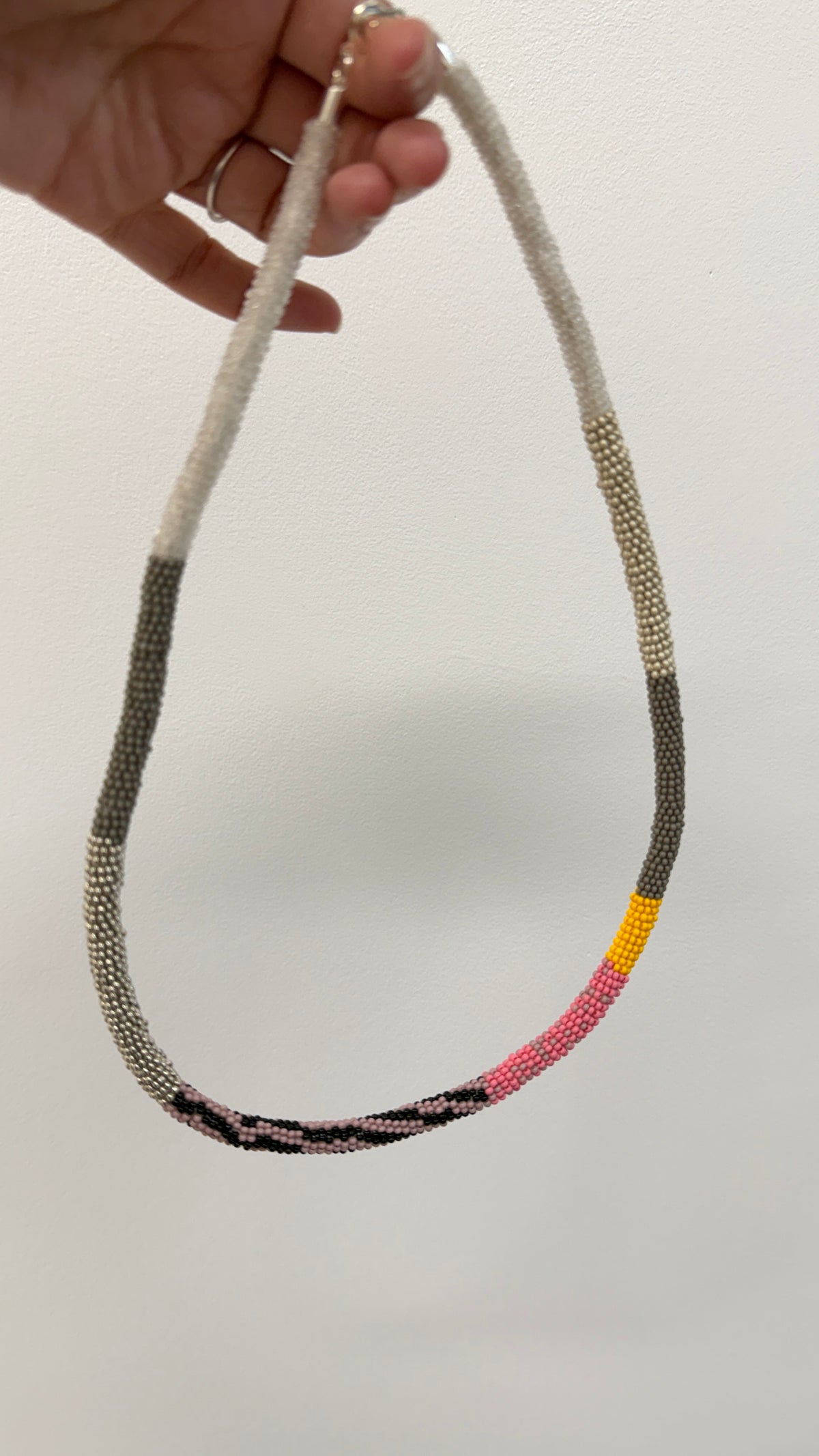 Bead rope necklace - silver, pink, yellow