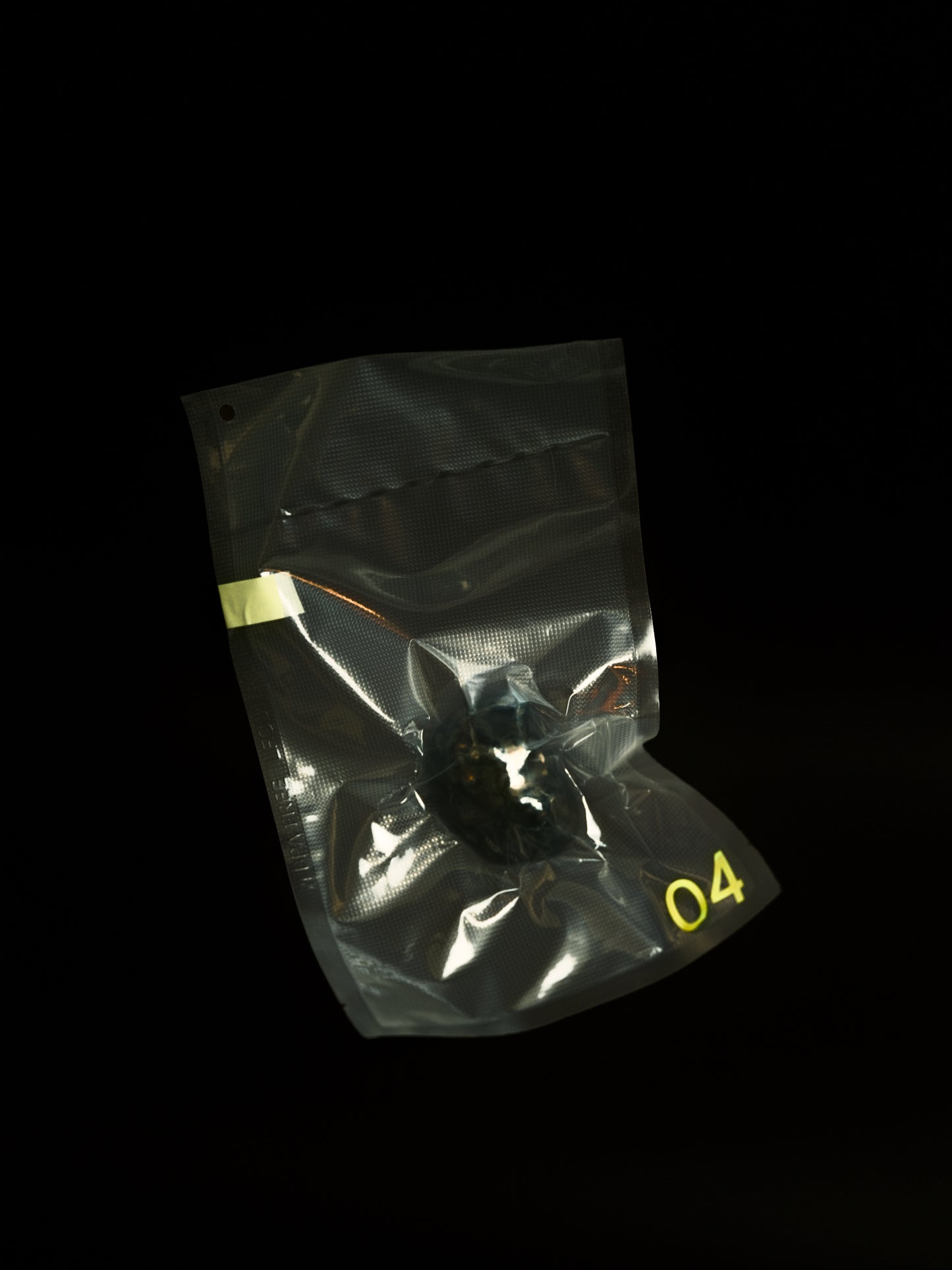 Specimen 04 - Pressure Cell